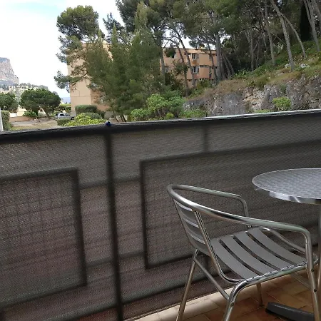Beau T3 Calme Et Clair Avec Parking Balcon Et Vue Sur Le Cap Canail